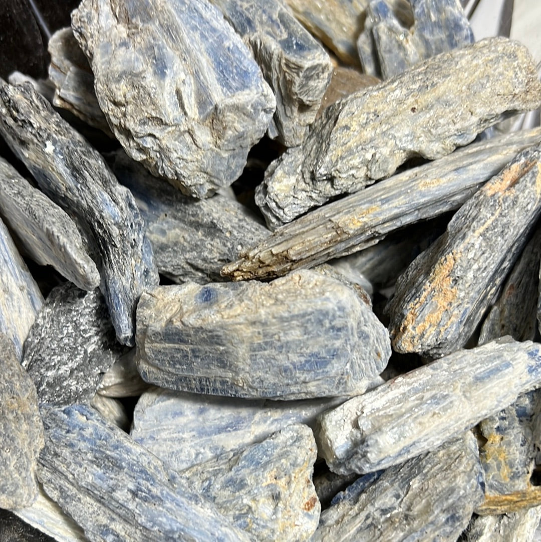 Piedras crudas de cianita - Cianita curativa azul