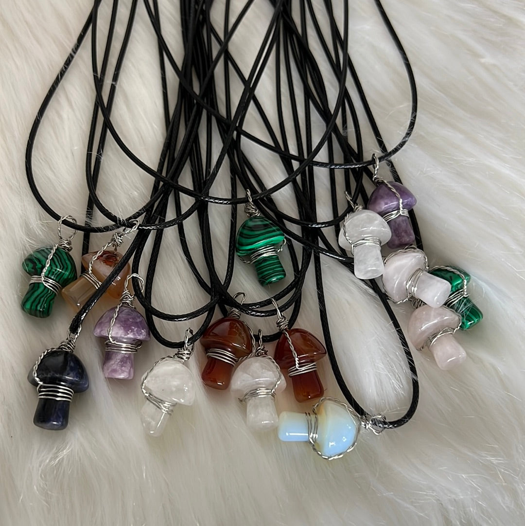 mushrom crystal necklace