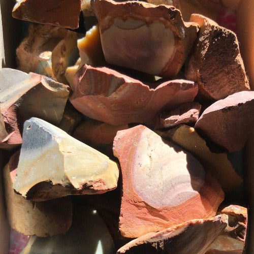 Polychrome stone freeform