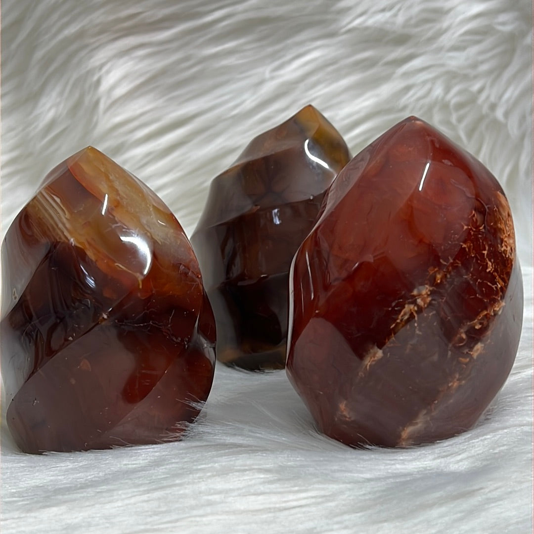 Carnelian healing crystal - Flame