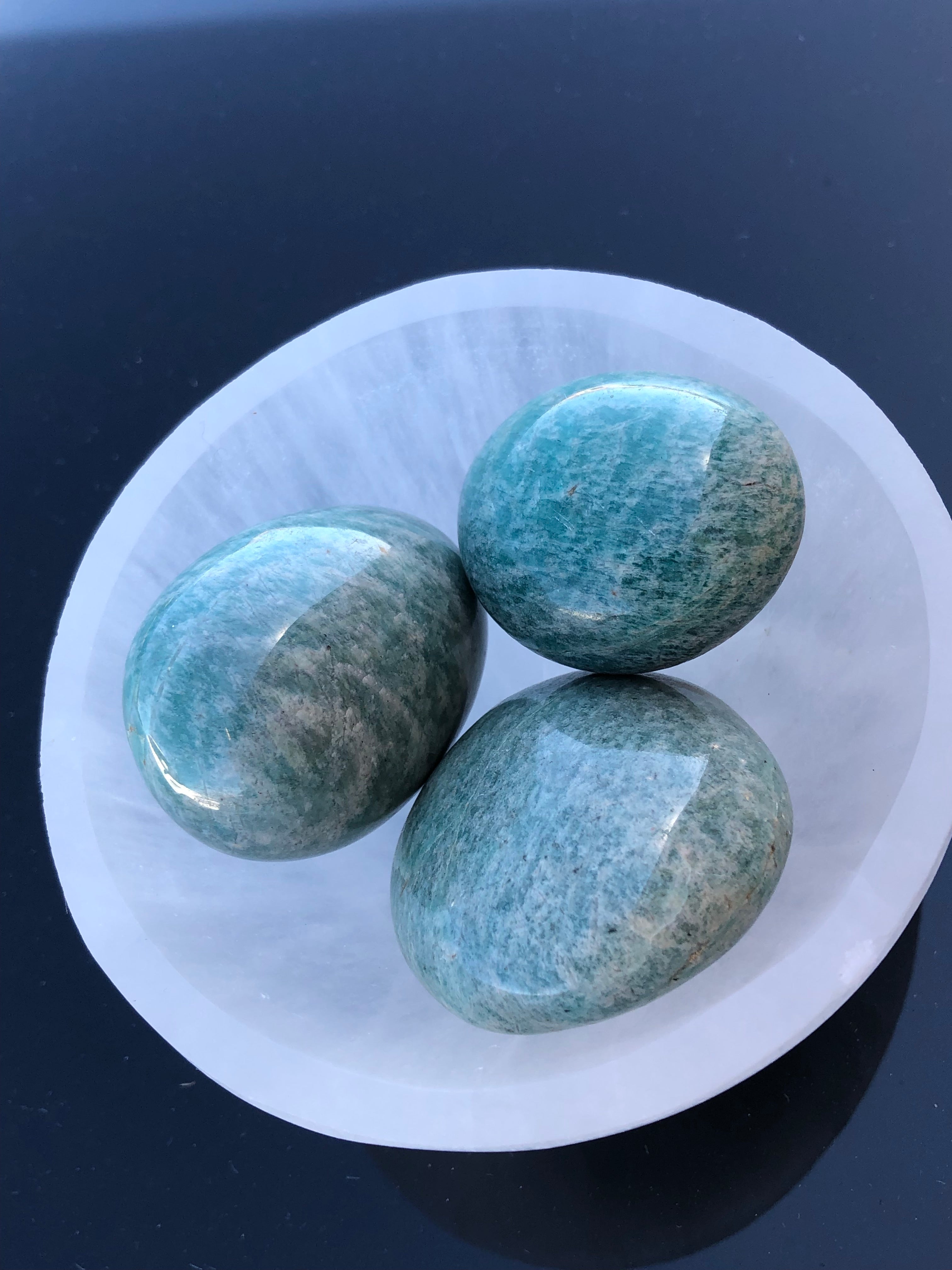 Amazonite palm stone