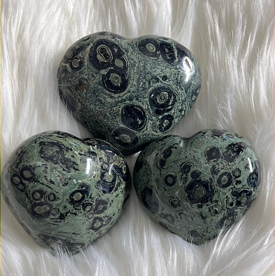 kambaba heart shape stone