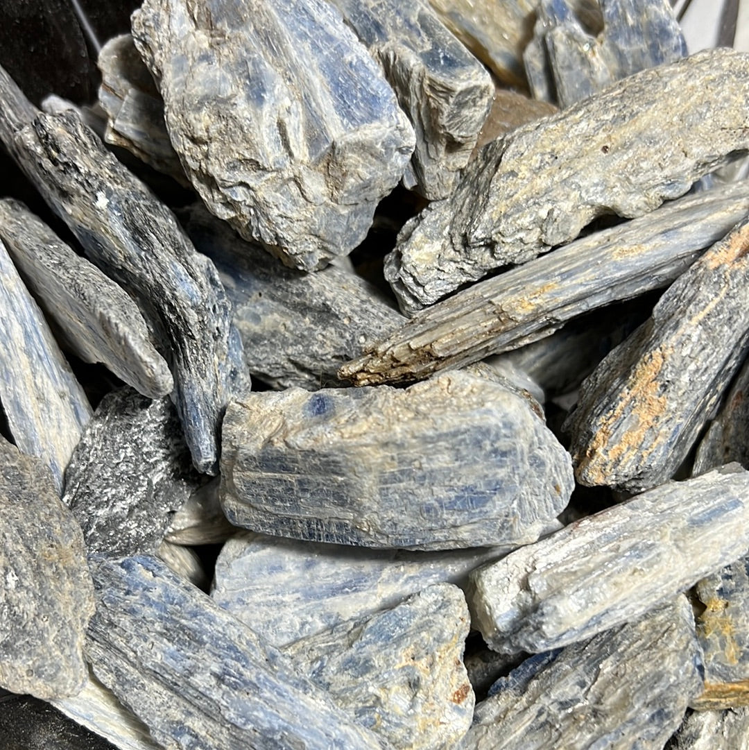 Piedras crudas de cianita - Cianita curativa azul