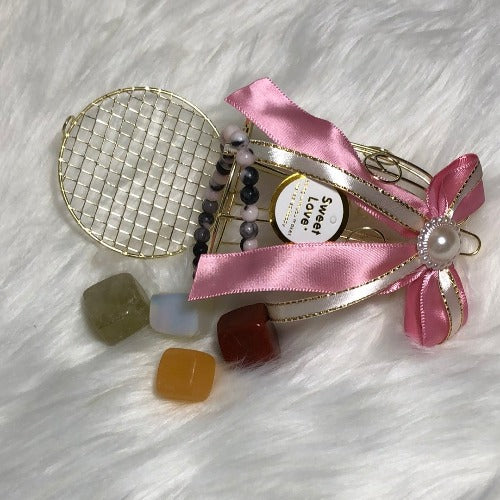 crystal gift set with pink bow