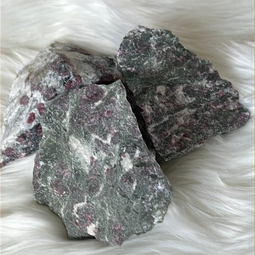 Eudialyte specimen