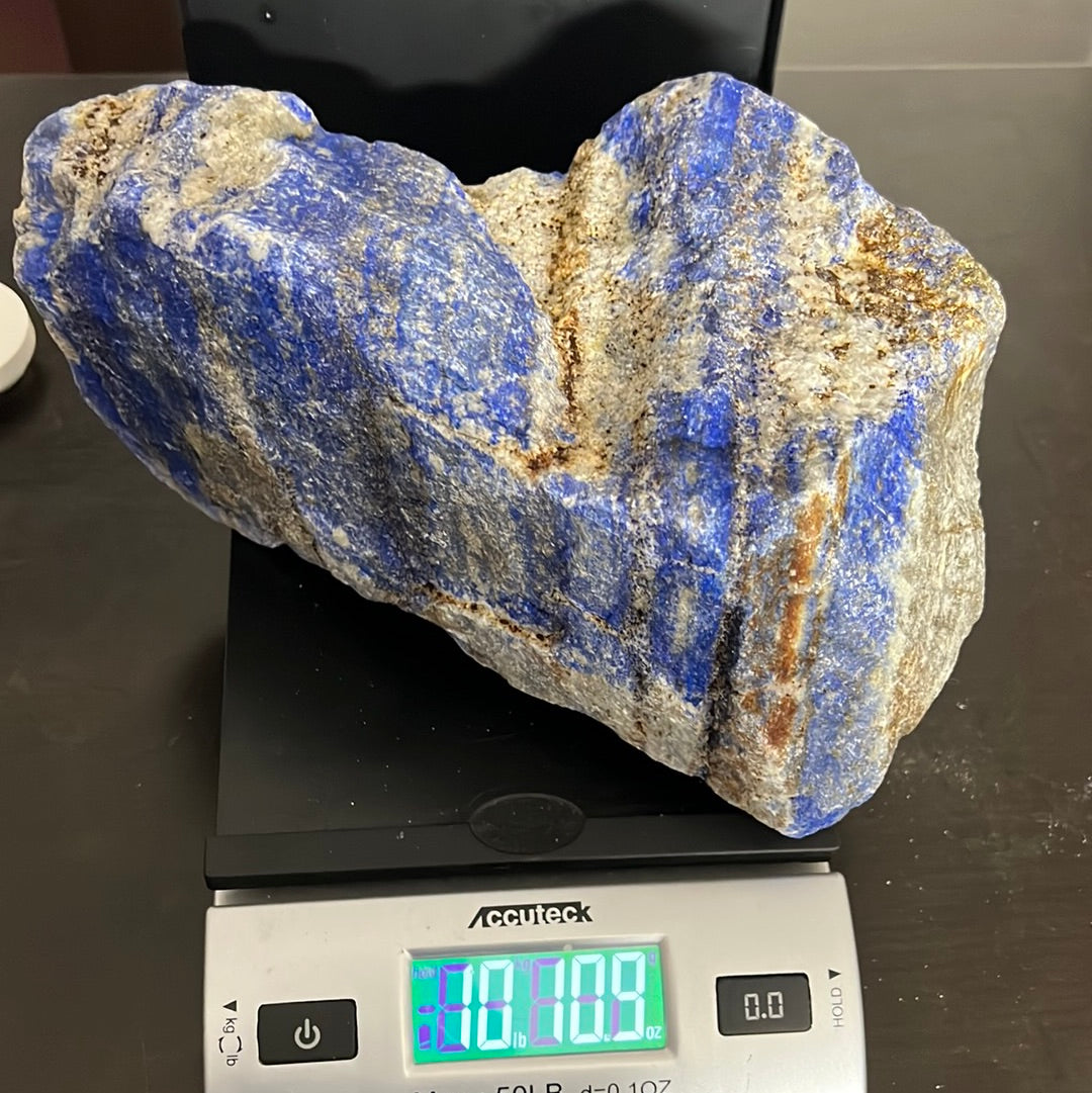 raw lapis lazuli