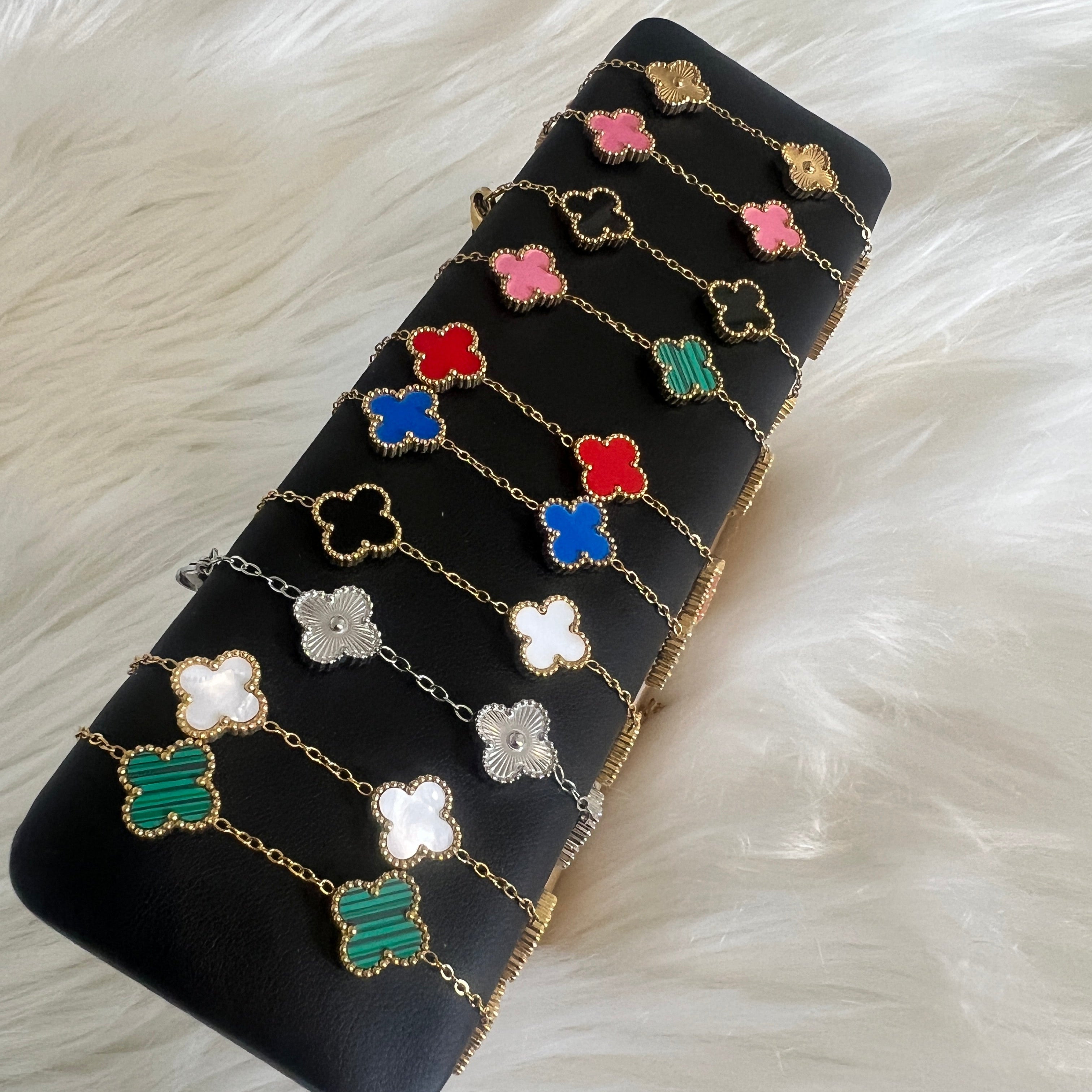 Wholifeco clover leaf bracelet
