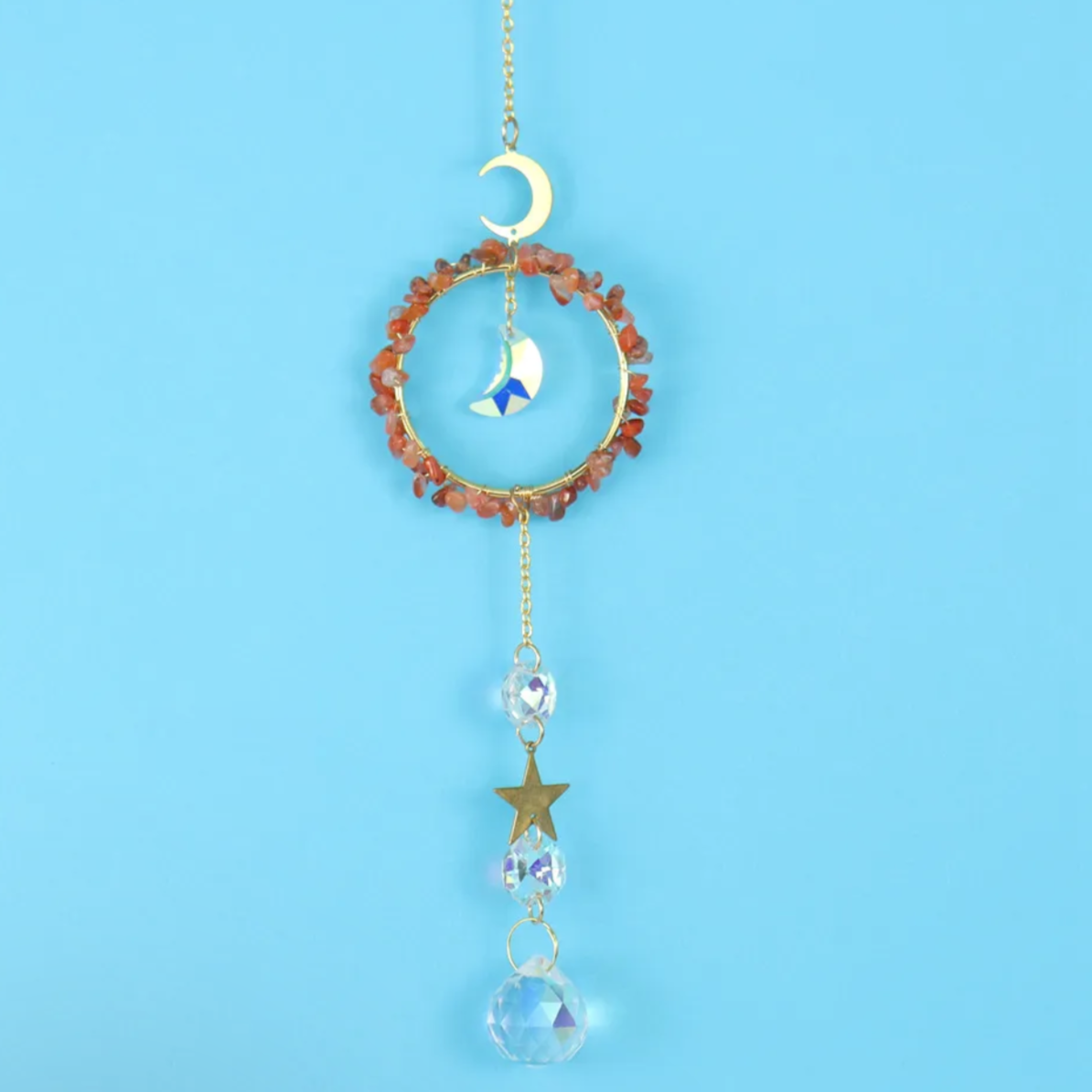 Atrapasueños de cristal con luna y estrella