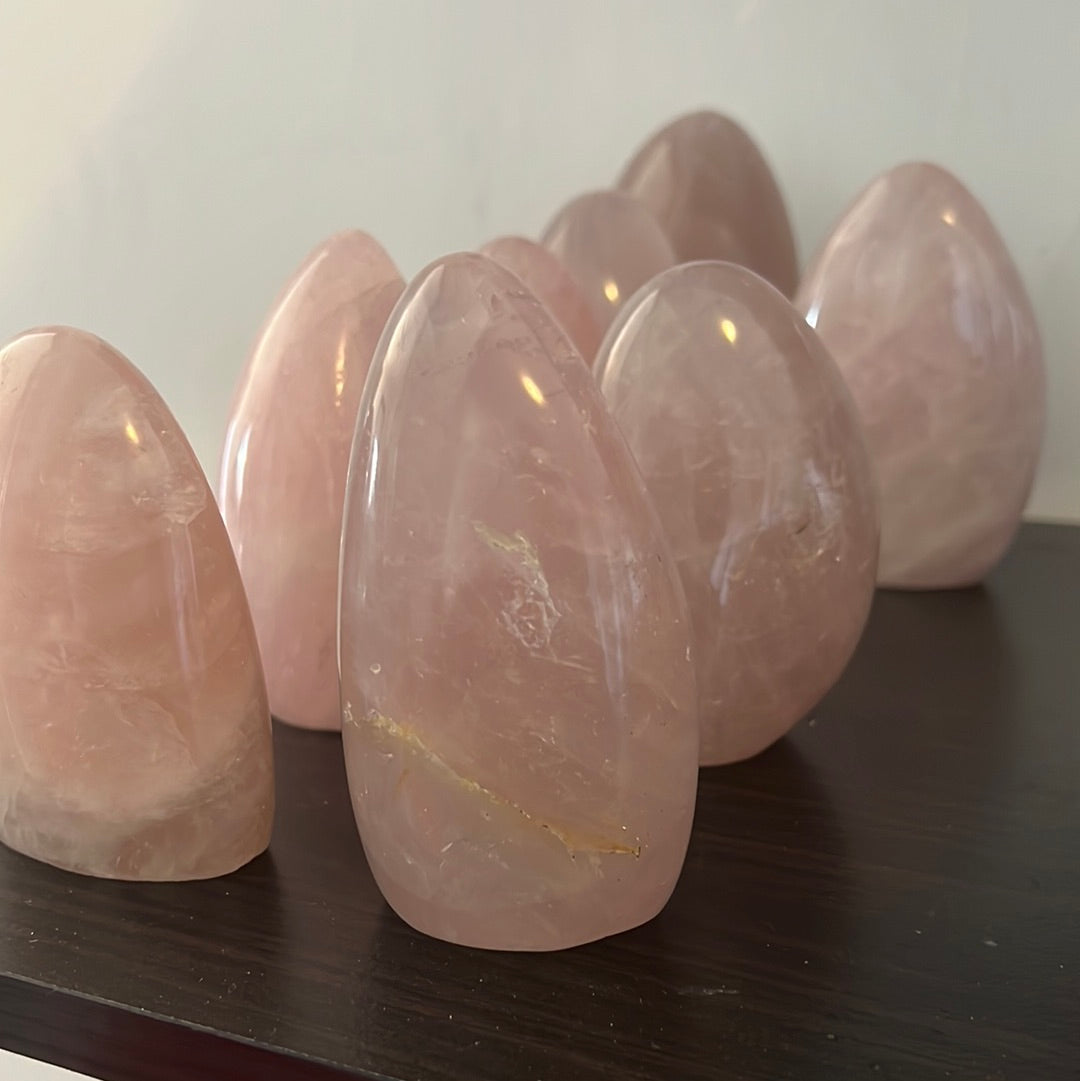 Big Rose quartz Crystal for room decoration