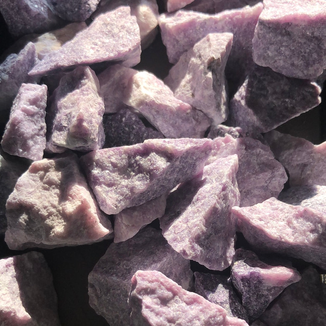 Piedra lepidolita