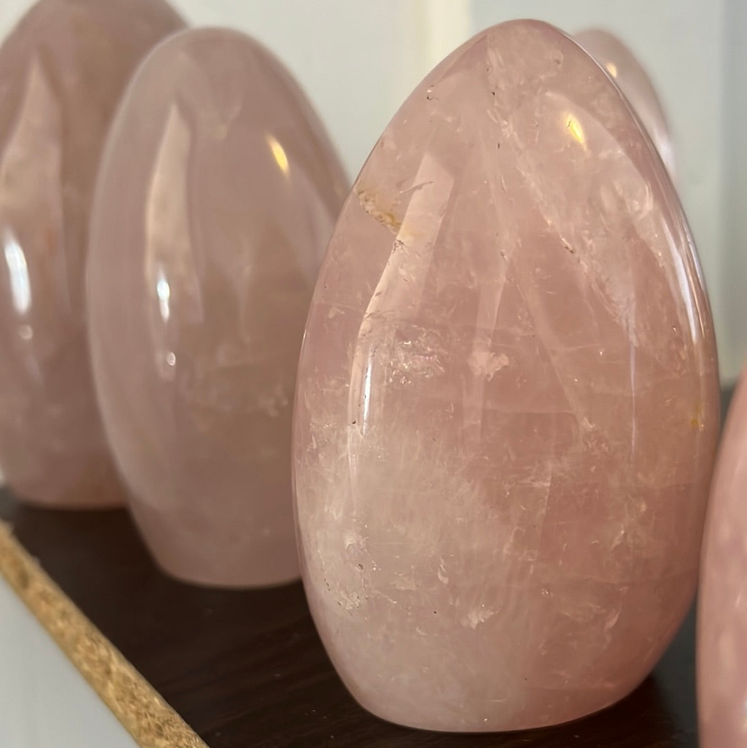 Big Rose quartz Crystal for room decoration