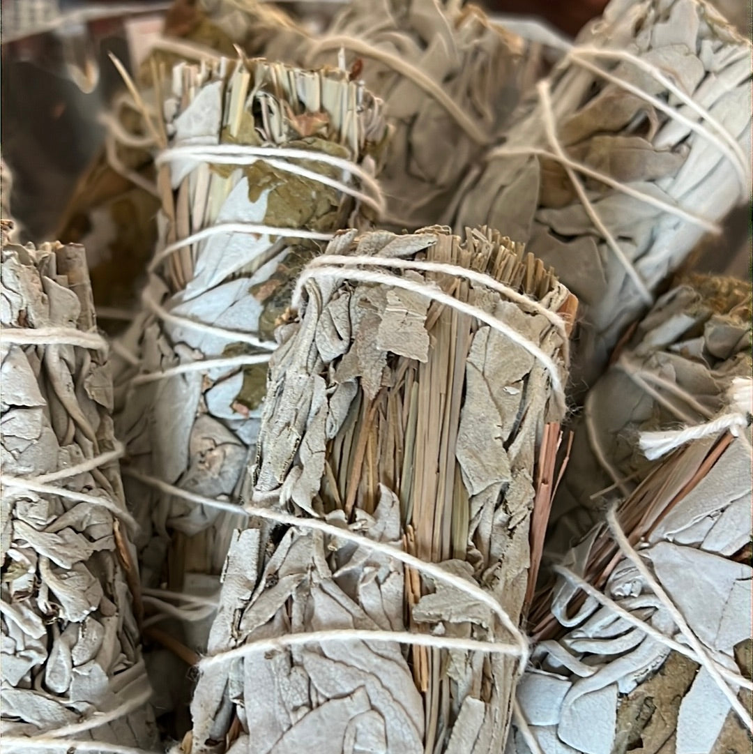 Mix of White Sage - Lemongrass & Citronella smudge bundle