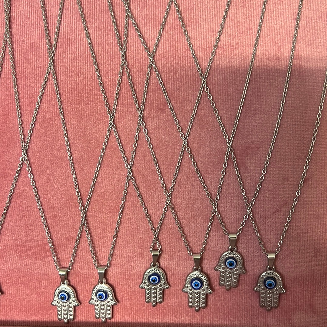Collar con dije de mano de Hamsa y ojo malvado